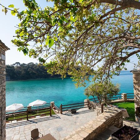 Villa Evilion อไลกิ ภายนอก รูปภาพ