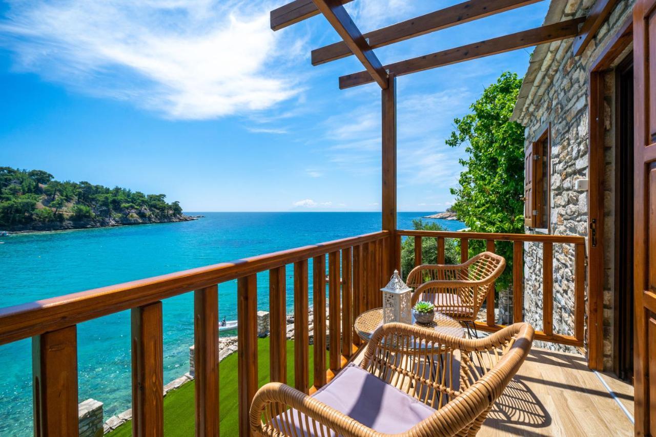 Villa Evilion อไลกิ ภายนอก รูปภาพ